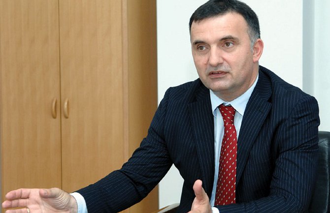 SNP neće tražiti referendum o NATO-u?