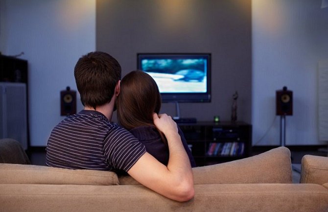 Sjedenje pred TV-om opasno je za zdravlje