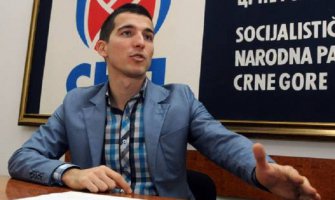 Aleksa Bečić napušta SNP