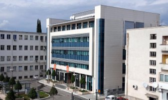 Vlada će razgovarati sa svim zainteresovanim stranama o rješavanju problema u Metalcu