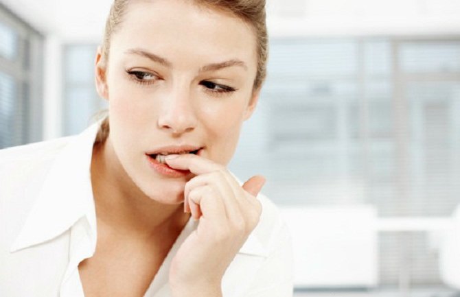 Grickanje noktiju - vrlo opasna navika!