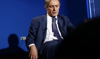 Na pomolu rascjep i u Demosu?