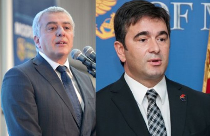 Mandić i Medojević: Režim ucjenjuje političare tajnim dosijeima 