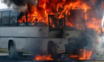 Izgorio autobus na Ibarskoj magistrali