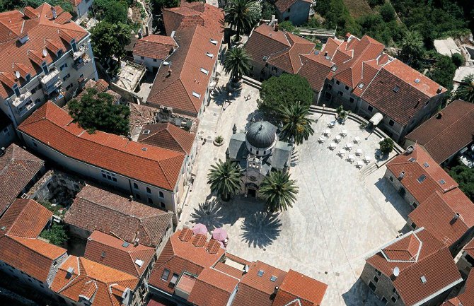 Gojković otpustio četiri načelnika!