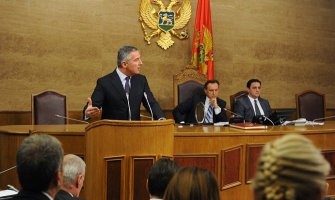 Skupština sjutra o povjerenju: Sudbina Vlade u rukama četiri poslanika Pozitivne