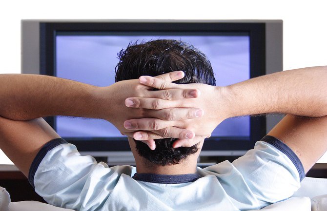 Video spotovi podstiču seksizam i rasizam