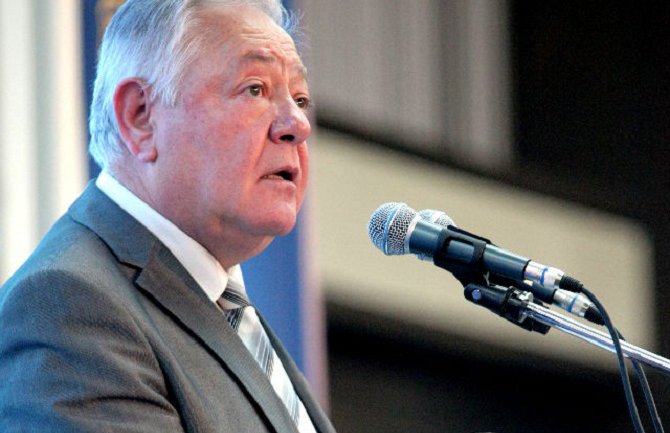 Kaluđerović: Ako smo mi, nemoralan je i Ustav