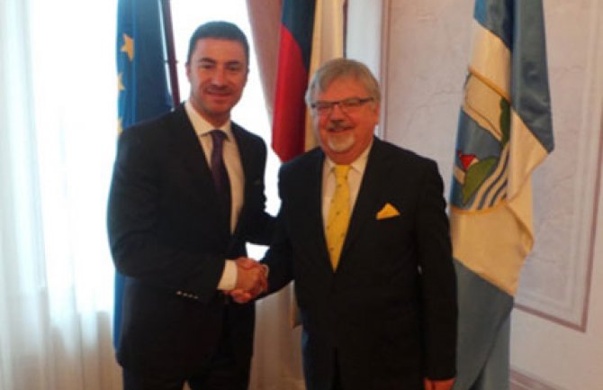 Dogovorena saradnja Cetinja i Bleda 