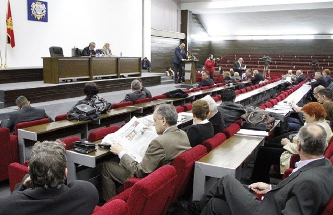 Nastavak sjednice SO u petak