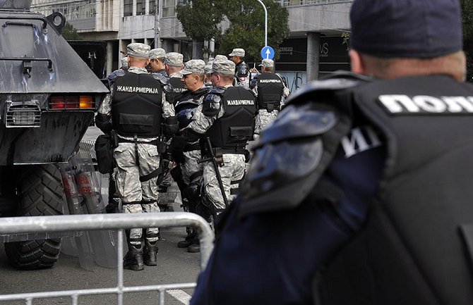Krivične prijave protiv dva maloljetnika zbog krivičnog djela uoči Parade ponosa 