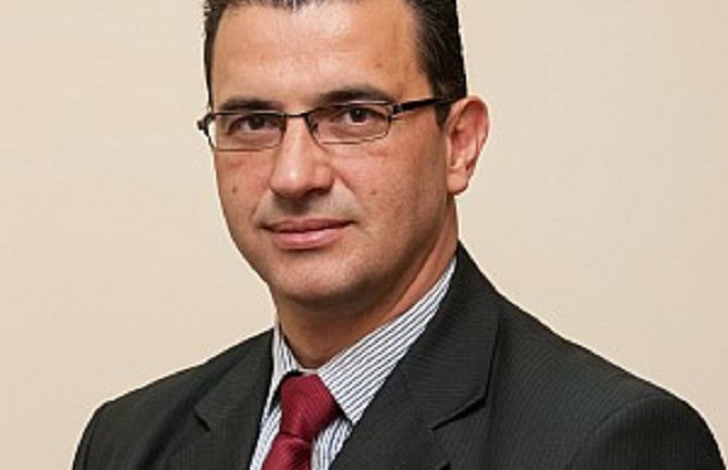 Krivokapić zloupotrebljava Poslovnik, kako bi na toj funkciji ostao što duže