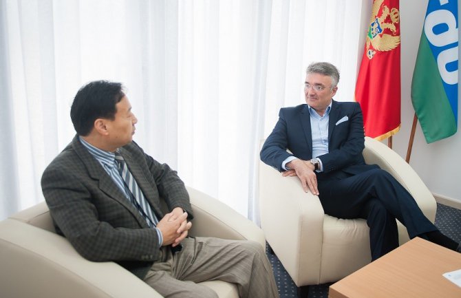 Politika Crne Gore ne smije zavisiti  od izazova u regionu