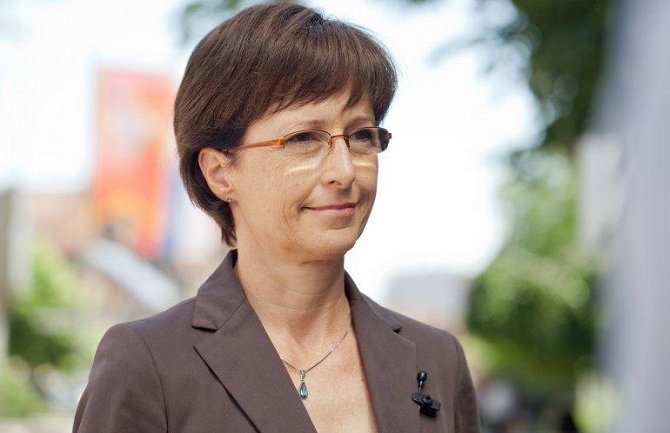 Hlavsova: Realno da Crna Gora 2015. dobije poziv za članstvo