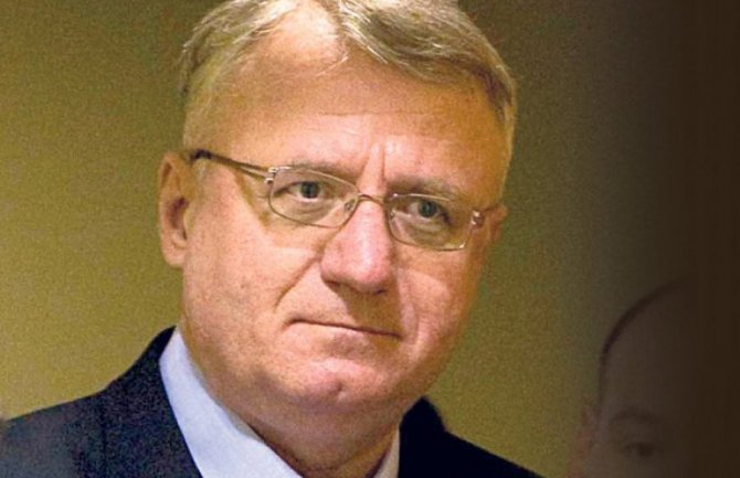 Hag: Šešelj sjutra ili najbrže moguće