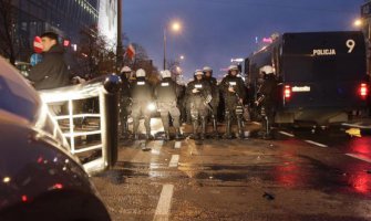 Varšava: U sukobima povrijeđeno 27, uhapšeno 276 osoba