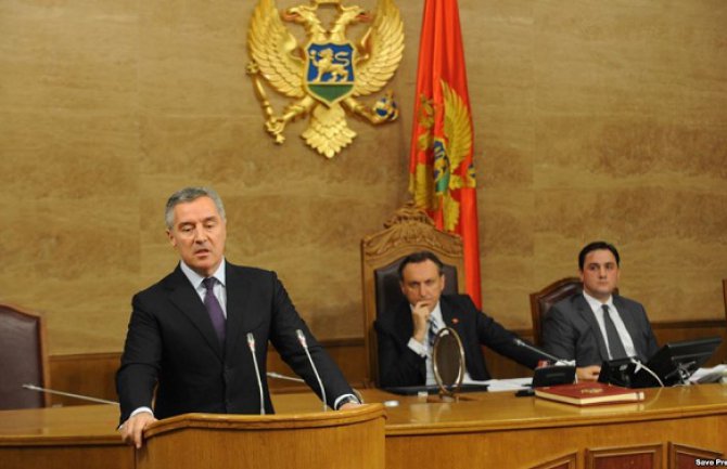 Đukanović danas odgovara na pitanja poslanika