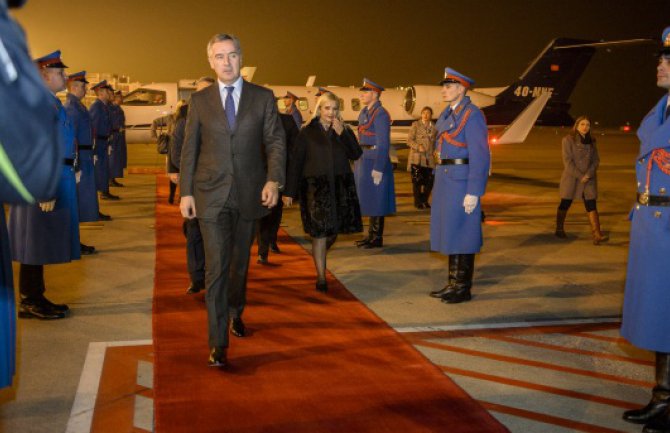 Đukanović na Samitu premijera u Beogradu