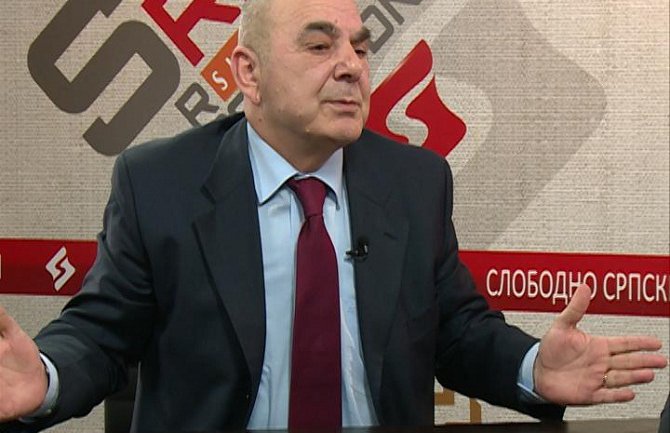  Miljanić: Nema razloga za paniku zbog kamenovanja crnogorske ambasade