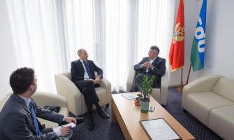 Članstvo u NATO istorijska šansa za CG i njene građane