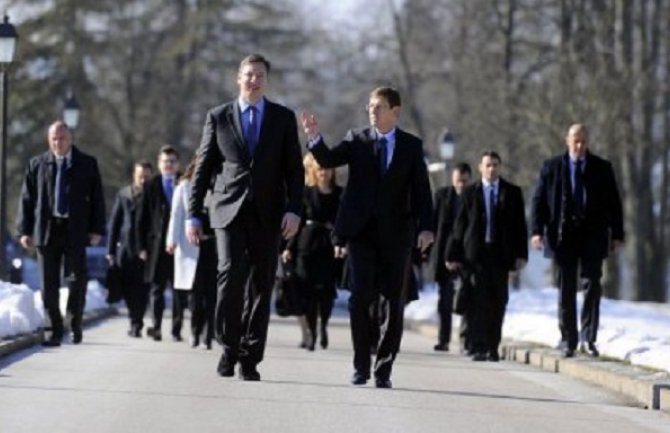 Vučić i Cerar na Pohorju na trci