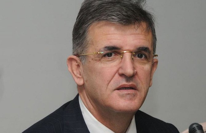 Provjeriti tvrdnje Izbora o Institutu