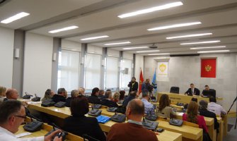 Herceg Novi: Skupština o aktuelnim privatizacijama