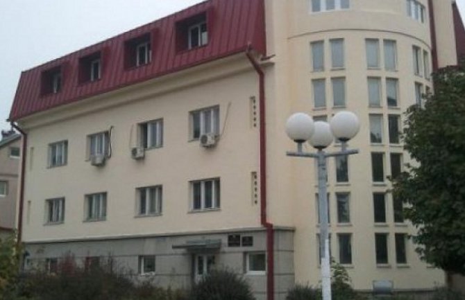 Napadači na novinare identifikovani i privedeni