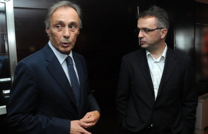 Pristalice Danilovića izazvale incident u Demosu, intervenisala policija