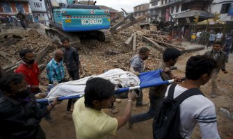Nepal: U katastrofalnom zemljotresu stradalo 3.300 ljudi