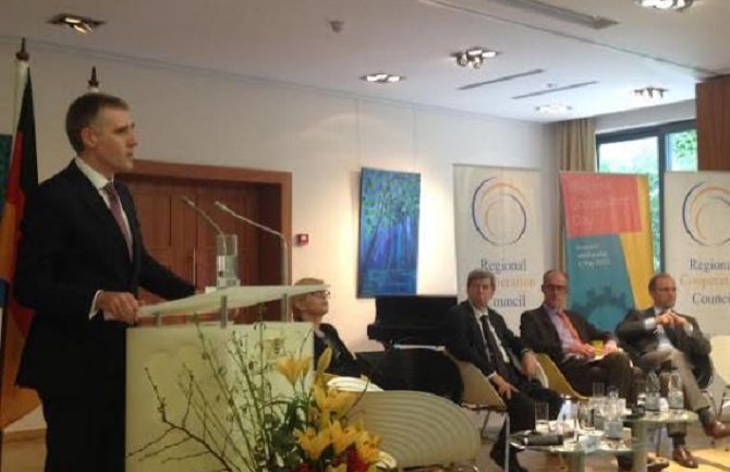 Lukšić: Do ubrzanog ekonomskog rasta kroz tješnju saradnju regiona