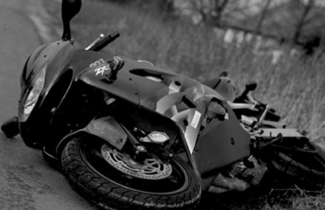 Automobilom pokušali da ubiju motoristu?