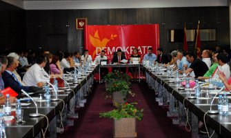 Demokrate samostalno na izbore pod sloganom 