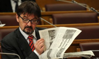  Ideja o bojkotu parlamenta nije opravdana