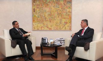 Premijer sa ambasadorom: Unaprijediti saradnju s Jordanom