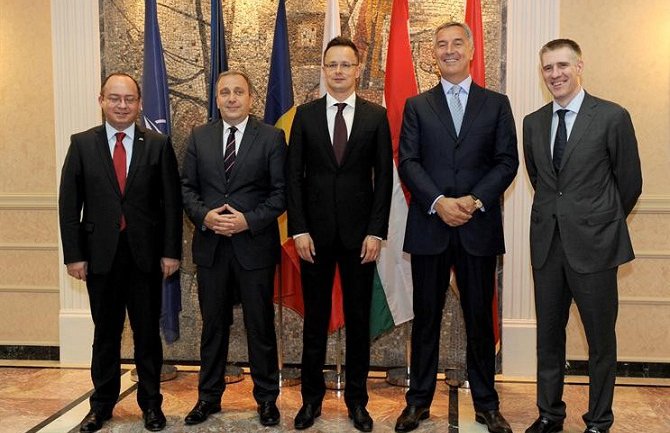 Zaslužili ste da do kraja godine dobijete poziv za članstvo u NATO