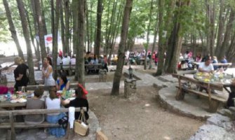 SDP organizovao tradicionalno roštiljanje na Cetinju