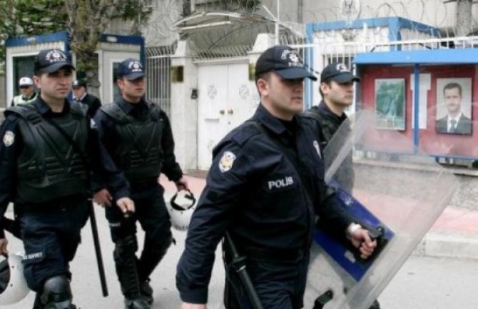 Turska: Privedeno 1.050 osumnjičenih lica, među uhapšenima veliki broj stranih državljana