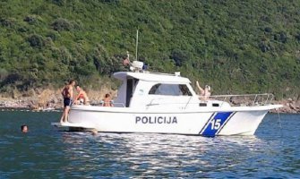 Policijski službenici koristili službeno plovilo za zabavu