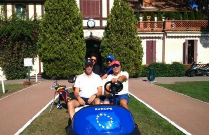 Da li bi poslije tenisa Đoković mogao da postane golfer?