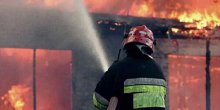 U požaru na Starom aerodromu gorio stan (VIDEO)