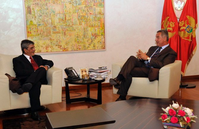 Crna Gora i Grčka imaju kvalitetne bilateralne odnose 