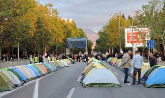 Demokratski front traži produženje dozvole od komunalne policije