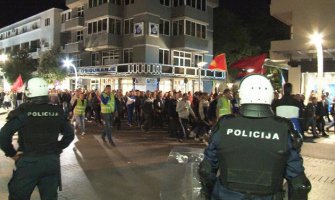 DF-u slijedi prijava zbog nedozvoljene šetnje