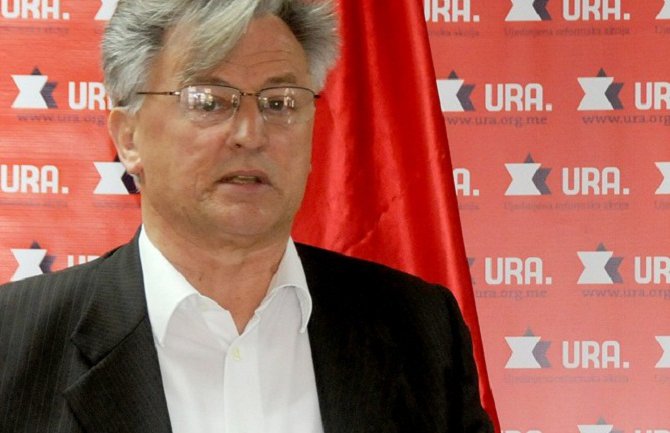 Mijović: Raskinućemo sve kriminalne ugovore i zaustaviti uništavanje obale