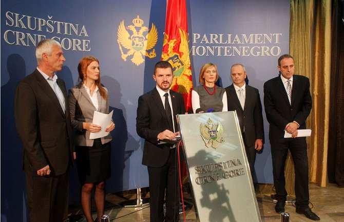 Ministar Konjević da pažljivije čita Zakon i poštuje poslanike koji ga biraju