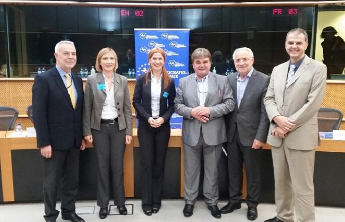 Prijem u EU i NATO daće snažan zamah demokratizaciji regiona