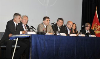 Lipka:  Protesti neće uticati na dobijanje pozivnice