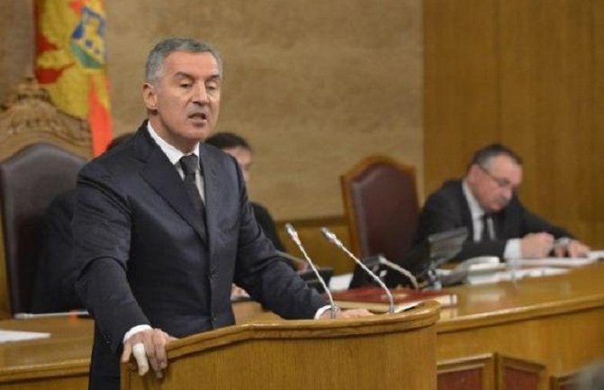 Đukanović 14. decembra u parlamentu
