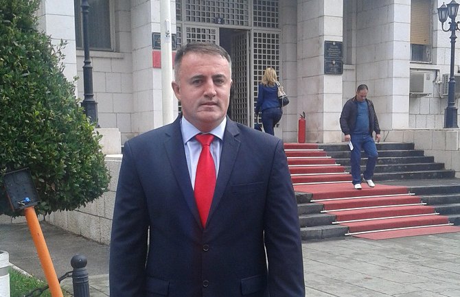 Zejnilović: Održavanje lokalnih izbora u Tivtu je i državni interes